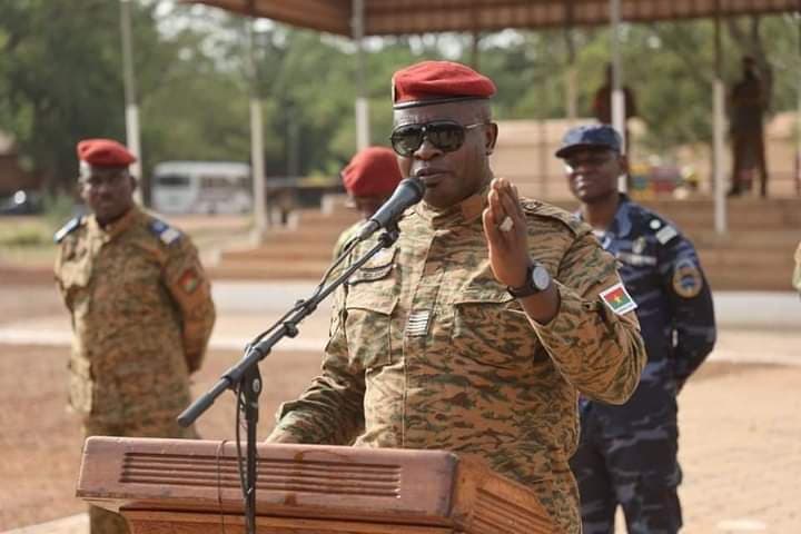 Burkina Faso : Paul Henri Sandaogo Damiba: « Avant de payer des hélicoptères, il faut d’abord des Hommes engagés »