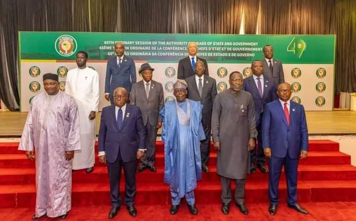 Afrique : La CEDEAO annonce la "mise en place" d’une force régionale de 5.000 hommes pour "lutter contre le terrorisme"