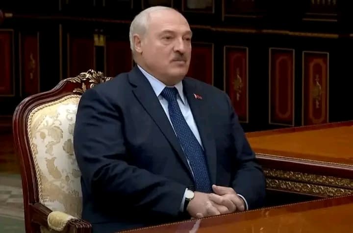 Biélorussie : Pour Loukachenko, "les Russes qui ont fui à l'étranger après une mobilisation partielle reviendront"