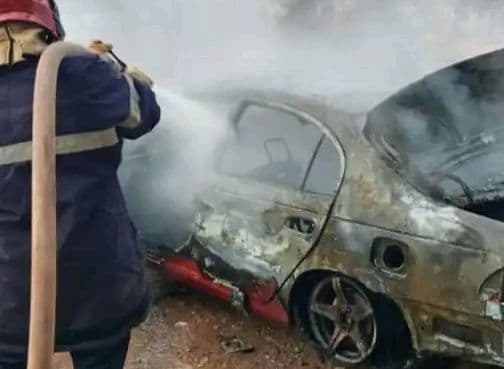 Côte d'Ivoire : Sassandra, un conducteur incendie son taxi après avoir déclenché un feu de gaz avec une cigarette
