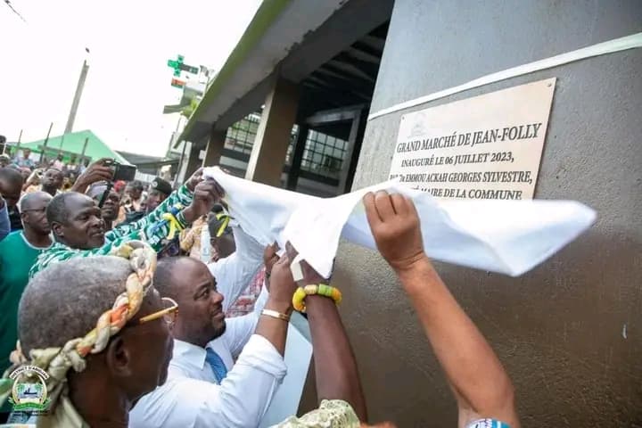Côte d'Ivoire : Port-Bouët, inauguration du nouveau marché de Jean-Folly, les commerçants disent merci à Dr Emmou