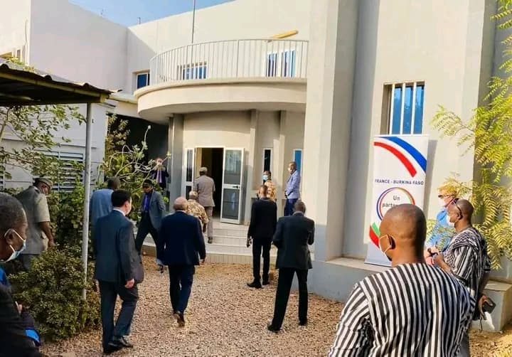 Burkina Faso : L’État saisit les logements accordés à l’ambassade de France