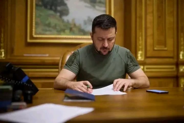 Guerre en Ukraine : Le discours de Vladimir Poutine n'a pas été regardé dans le bureau du président Zelensky