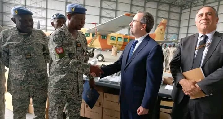 Tchad : Le pouvoir de Déby troque l’influence française pour une tutelle turque