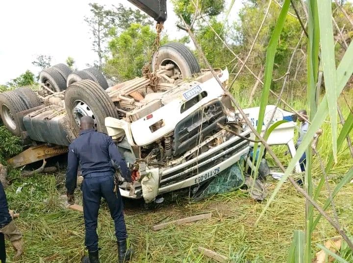Côte d'Ivoire : Bouaké, un camion de ciment se renverse et fait 1 mort et des blessés