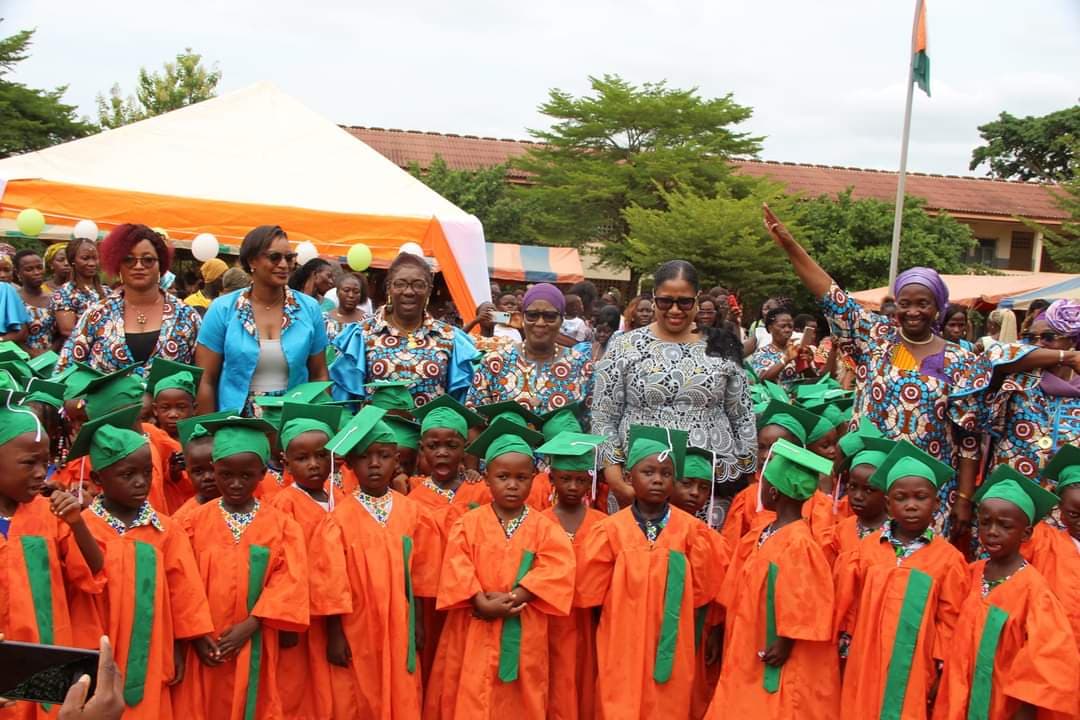 Côte d'Ivoire : Dimbokro, le Ministre Maire Adama Coulibaly parraine la fête de fin d'année du Collectif des écoles maternelles