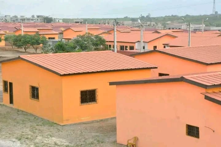 Côte d'Ivoire : 40 milliards FCFA pour la construction de 1 100 logements sociaux à Abidjan PK 24
