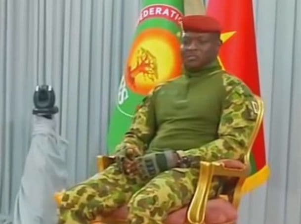 Burkina Faso : Selon Ibrahim Traoré, «Les ennemis du Burkina sont protégés, bien logés et rémunérés en Côte d’Ivoire»