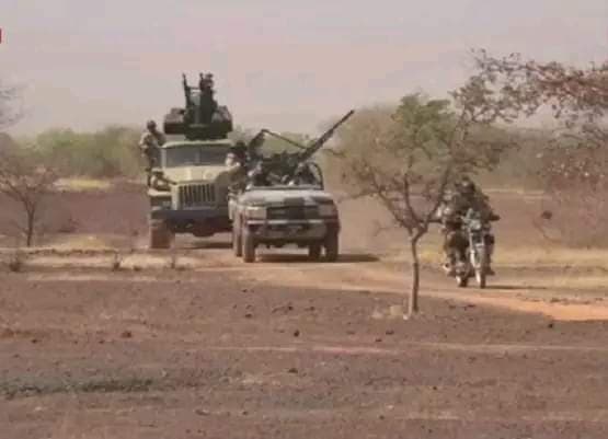 Burkina Faso : Bam, l'armée tend une embuscade, tue plusieurs terroristes et saisit des armes