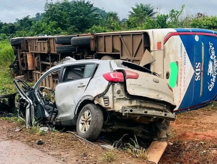 Côte d'Ivoire : Man, 25 victimes dont 1 mort dans un accident entre un car et un véhicule personnel