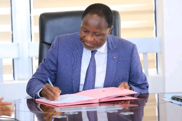 Côte d'Ivoire : signature de contrat de partage de production du Bloc CI 705 entre lÉtat et ICE Oil and Gas