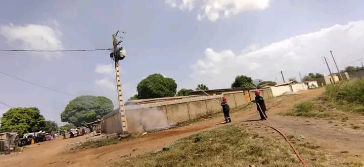 Côte d'Ivoire : À Man et Bouna, les pompiers civils viennent à bout d'un incendie