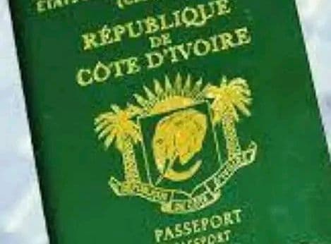 Côte d'Ivoire : Juste avant son embarquement à l’aéroport FHB pour Paris, un faussaire mis aux arrêts