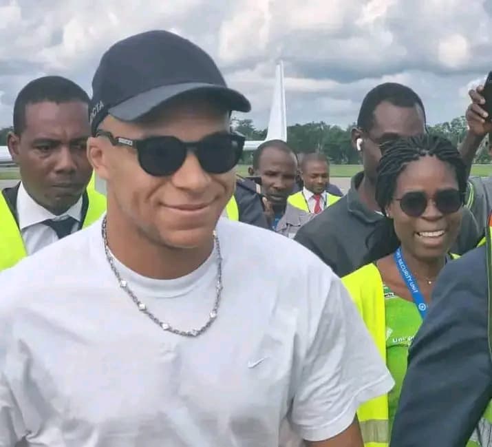 Cameroun : Retour aux sources pour Kylian Mbappé en visite au pays natal de son père