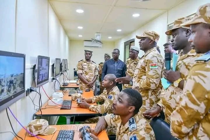 Burkina Faso : Le centre de maintenance et de formation en télépilotage de drones civils inauguré