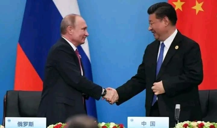 Russie : le pays devient le premier fournisseur de pétrole de la Chine