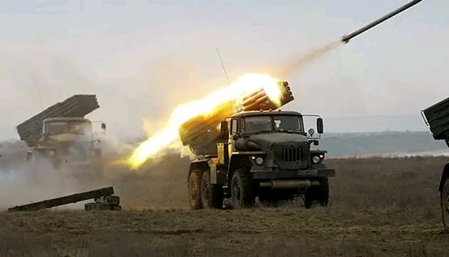 Ukraine : Moscou annonce des "frappes intenses" sur tous les fronts en réponse à la contre-attaque ukrainienne