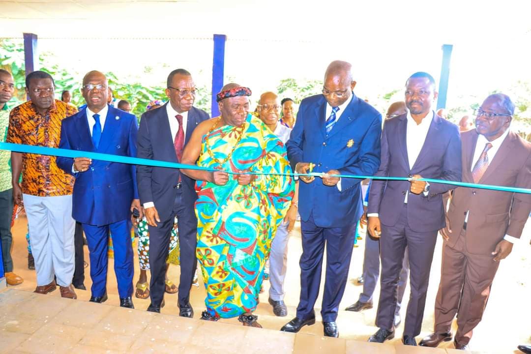 Côte d'Ivoire : Dimbokro, N'guessan Lataille Koffi inaugure le Centre Départemental de Transfusion Sanguine au CHR