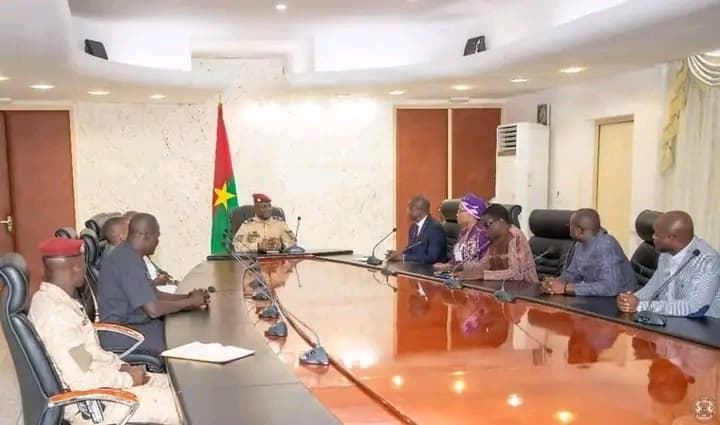Burkina Faso : Barreau burkinabè, l’Ordre des avocats apporte son soutien au Chef de l’Etat