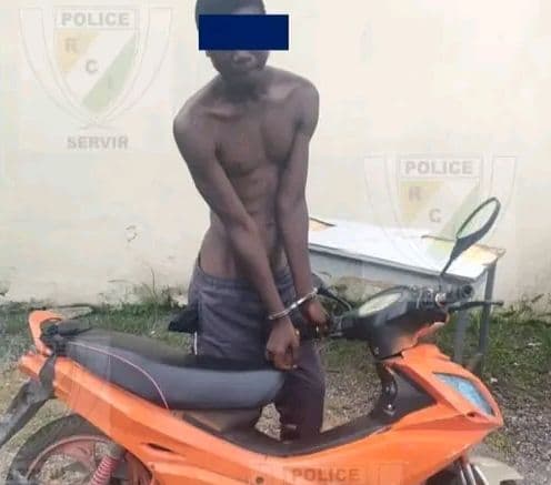 Côte d'Ivoire : Pris en flagrant délit de vol d'une moto, un jeune homme interpellé
