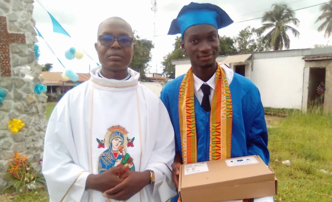 Côte d'Ivoire : Guibéroua, sous le leadership du père Michel Éric Kadji, le CRAG renaît de ses cendres et enregistre d'excellents apprenants