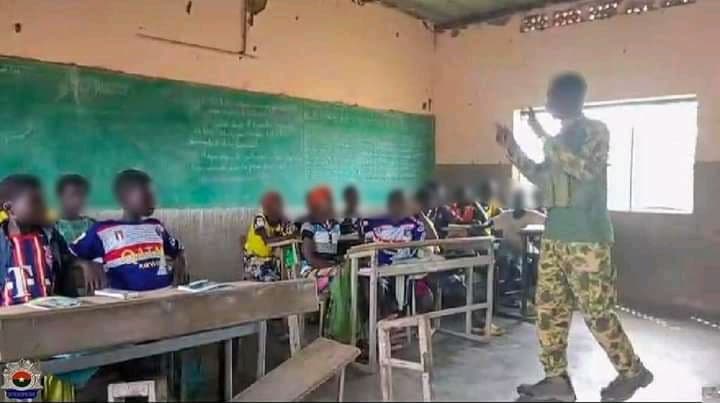 Burkina Faso : Boucle du Mouhoun, l’enseignement communautaire soutenu par la Gendarmerie et le détachement militaire