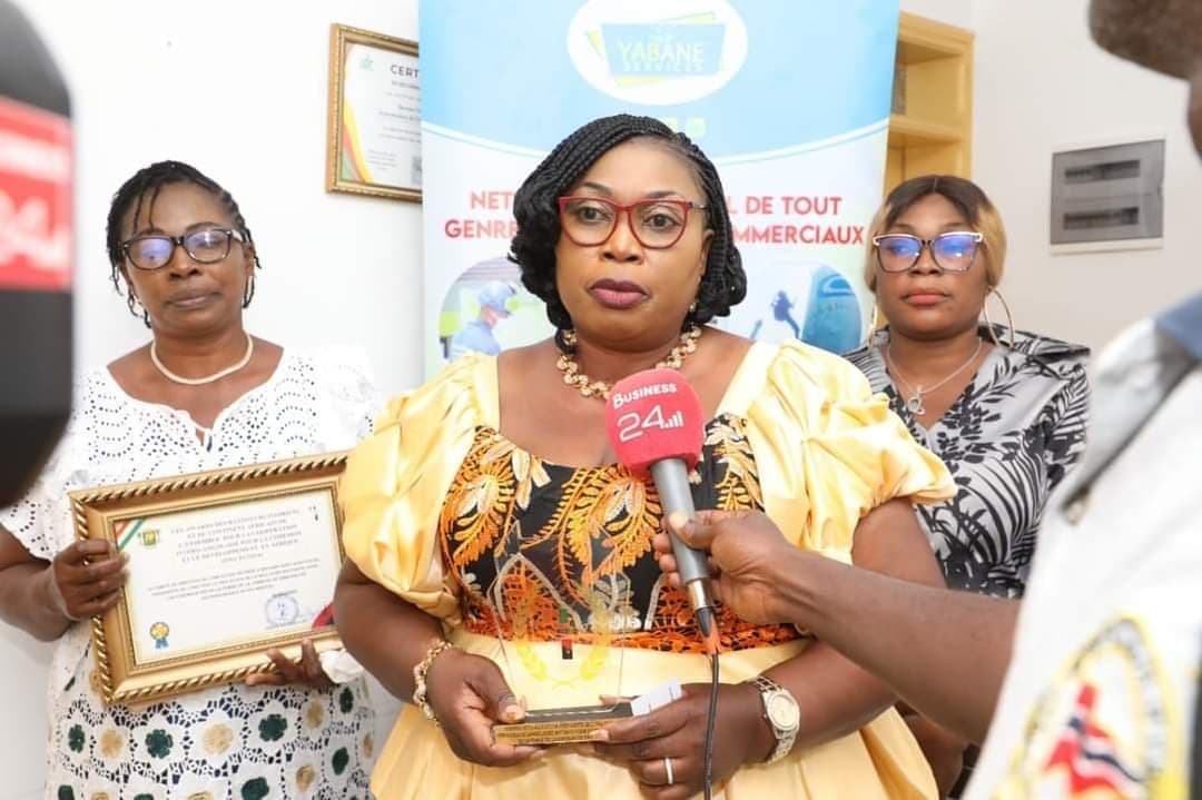 Côte d'Ivoire : Adou Sylvie reçoit le prix ECODA de la meilleure battante pour l'autonomisation de la femme de Dimbokro
