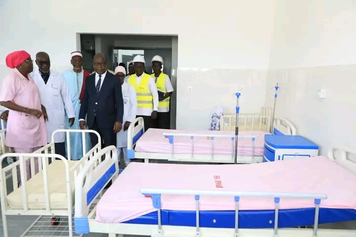 Côte d'Ivoire : Abobo, le nouveau Centre de Santé de Biabou mis en service, Pierre Dimba se félicite de la qualité du plateau technique