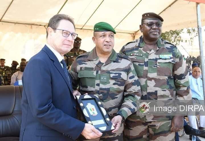 Mali : Camp de Garde de N’Tomikôrôbougou : L’EUCAP-Sahel Mali Rénove des bâtiments au profit des hommes