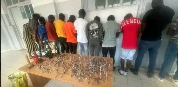 Sénégal : Attentat déjoué à Dakar, les enquêteurs fouillent les téléphones des suspects