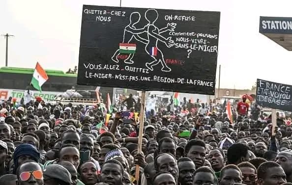 Niger : Des milliers de manifestants exigent le départ de l'armée française