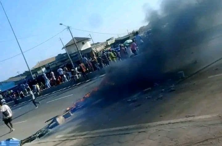 Côte d'Ivoire : Bouaké, des commerçants déguerpis manifestent à la gare routière