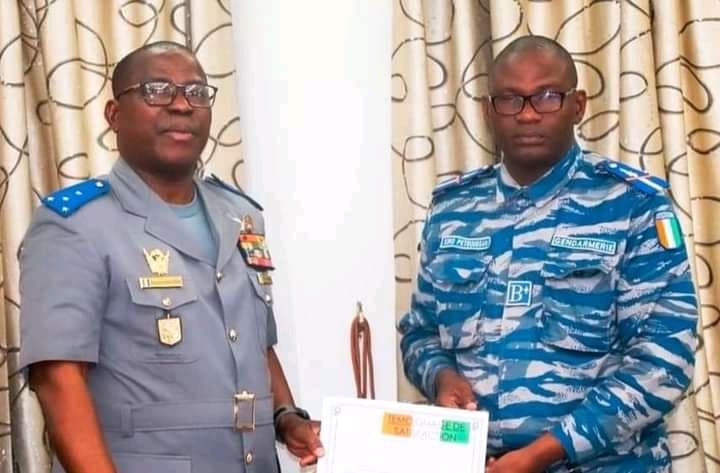 Côte d'Ivoire : Pour avoir permis de retrouver et ramener une élève mineure contrainte à un mariage forcé dans un pays voisin, le CB de M'Bengué félicité