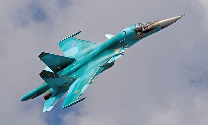 Russie : Formation d'une spéciale d'aviations russes équipées de chasseurs Su-34 à des fins de combat en Ukraine