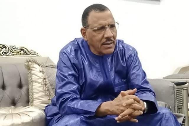 Niger : Le parti du Président Bazoum s’oppose à une intervention militaire