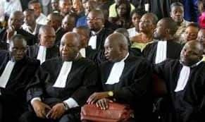 Guinée : 22 magistrats mis à la retraite par le Colonel Doumbouya