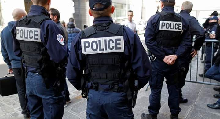 France : 90 000 policiers et gendarmes mobilisés pour renforcer la sécurité au réveillon