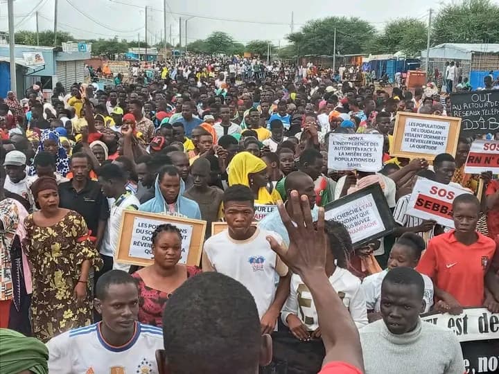 Burkina Faso : Dori, les populations battent le pavé pour réclamer plus de sécurité