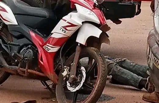 Côte d'Ivoire : Il fonce à vive allure sur un véhicule, le percute et voit sa gorge tranchée par un morceau de vitre
