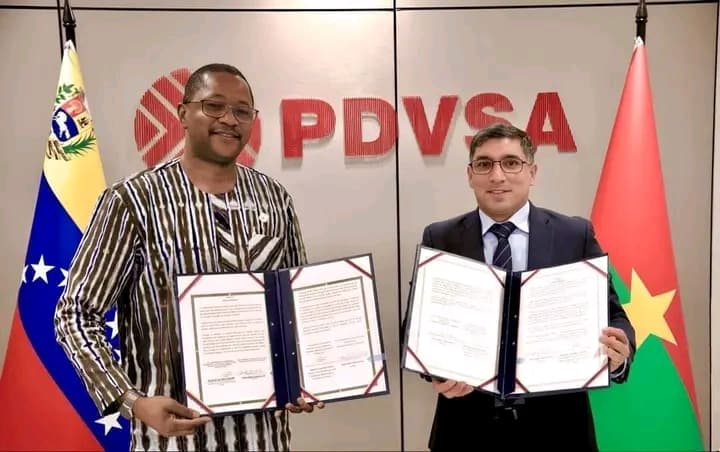 Venezuela : Un mémorandum d’entente pour faciliter l’exportation des produits pétroliers vénézuéliens vers le Burkina Faso