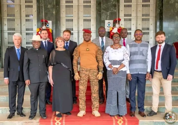 Burkina Faso : Le Capitaine Ibrahim Traoré décoré de la Médaille des BRICS