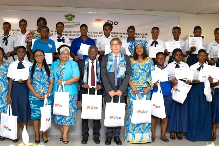 Côte d'Ivoire : Les mesures prises par le ministre Koffi N’guessan pour encourager les jeunes filles à embrasser les filières industrielles saluées