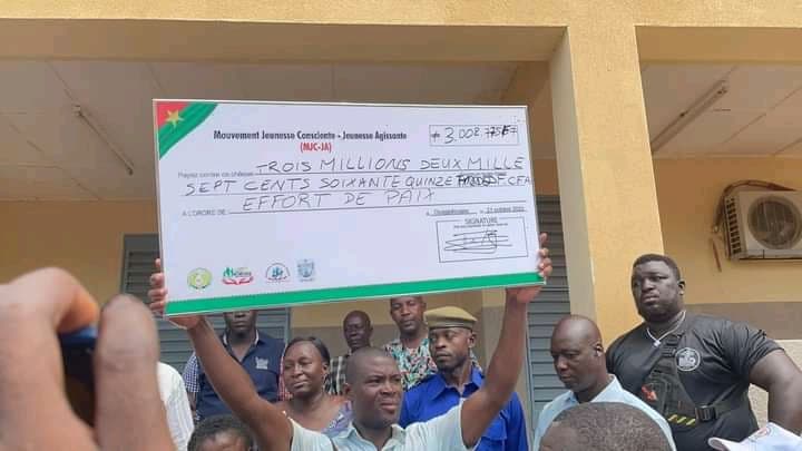Burkina Faso : Réo, après la marche de soutien à la transition, la somme de 03 millions mobilisée pour l'effort de paix