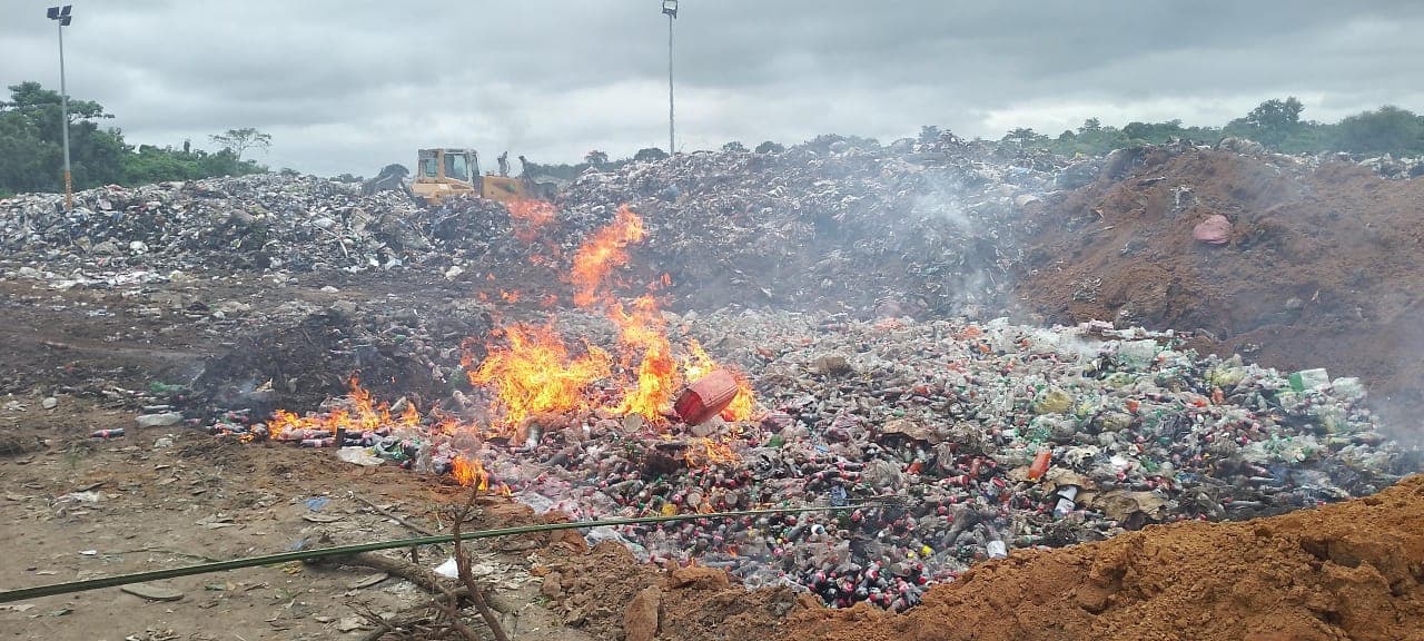 Côte d’Ivoire : Bouaké, environ 25 tonnes de produits périmés saisis et incinérés