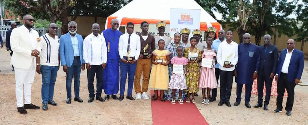 Côte d'Ivoire : District des Lacs, les meilleurs élèves célébrés par Dr Raymonde Goudou Coffie