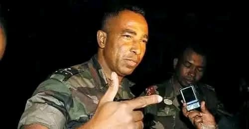 Madagascar : « Macron n’a même pas le soutien de 15 % de la population...» Général Lylison René de Rolland, conseiller des officiers du CAPSAT