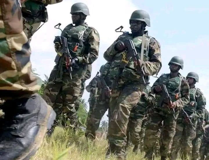 Nigéria : Des dizaines de villageois tués par des hommes armés dans l'État du Plateau