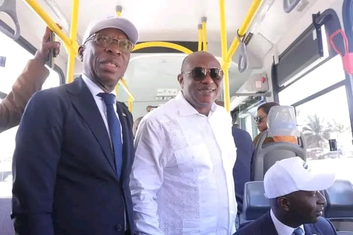 Côte d'Ivoire : Grand-Bassam, la ligne des bus de la SOTRA officiellement lancée