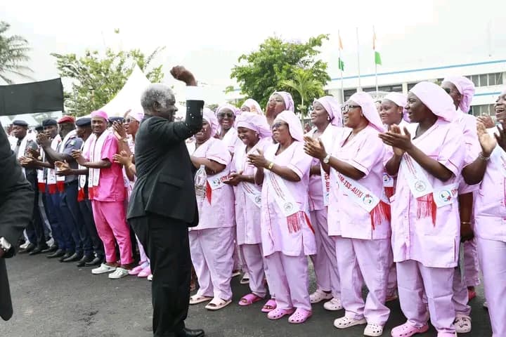 Côte d'Ivoire : CHU de Cocody, Mambé inaugure le bâtiment des consultations externes réhabilités et baptise la promotion sortante de l'INFAS