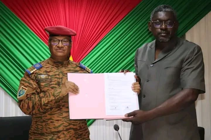 Burkina Faso : Sécurisation du domaine foncier de l'État, l'ANDFOP et le ministère de la Défense et des Anciens Combattants signent un protocole de collaboration